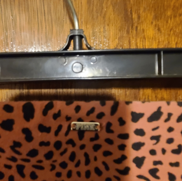 Victoria Secret Runched Leggings - Picture 2 of 5